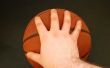 Oefeningen om te leren een basketbal Palm