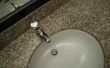 How to Get Rid van een riool Gas geur in de badkamer afvoeren