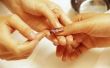 Hoe te verwijderen van de Gel nagels van de tenen en borstels