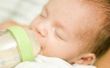 Hoe om te schakelen van babyvoeding