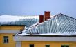 Hoe toe te passen van metalen dakbedekking Over triplex