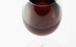 Hoe verwijder rode wijn van Suede of lederen
