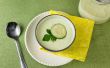 Hoe maak je koude komkommer Soep