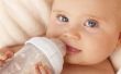 Hoe Warm een fles van moedermelk