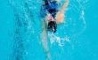 Hoe te te zwemmen Freestyle zonder moe