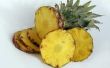 Hoe SAP een ananas in een Juicer