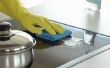 Hoe schoon een glasplaat op een elektrische keuken kachel