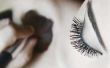 Het gebruik van poeder oogschaduw als Eyeliner