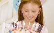 De Top tien giften aan het geven van een meisje op haar verjaardag