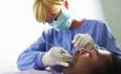 Tekenen & symptomen van infectie na Wisdom Teeth extractie