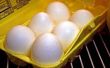 Ambachten met piepschuim eierdozen