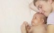 De voors & tegens van voeding pasgeborenen Breast melk en formule