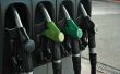 Wat zijn de gevaren van oude benzine in auto's?