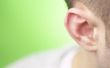 Hoe te diagnosticeren van een scherpe pijn in het oor wanneer geeuwen