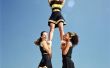 Hoe te doen van Pull Ups voor Cheerleading
