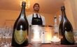 Hoe om te ontspannen van de Dom Perignon Champagne