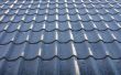 How to Install een metalen dak op een bestaande huis