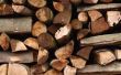 Het verschil tussen de eiken- en Mesquite brandhout