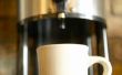 Hoe te verwijderen een opeenhoping van verkalking in een koffiezetapparaat