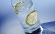Hoe om te drinken een Liter Water met citroen Per dag