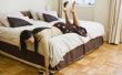 Hoe te te verfraaien van kleine kamer als u wilt opnemen van een Queensize Bed