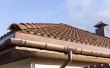 Huis kleuren die verder gaan met terracotta daken