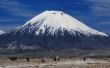 Hoe beïnvloeden vulkanen landvormen?