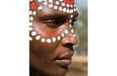 De Afrikaanse schminken traditie
