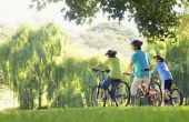 Hoe u kunt helpen kinderen rit een twee-wiel fiets