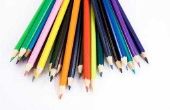 Hoe samen te stellen verschillende kleuren van Prismacolor potloden om in te kleuren