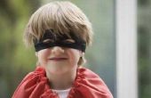 Hoe te kleden een kind als een superheld