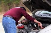 Hoe om te controleren van een auto batterij dat is lekkende actueel