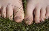 Hoe te verwijderen van gras vlekken op voeten