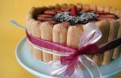 Hoe maak je aardbeien Charlotte Dessert Dame vinger Cake