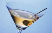 Kun je een Dirty Martini zonder droge vermout?