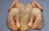 Hoe gebraden kip in een langzame fornuis