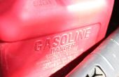 Hoe te verwijderen van benzine morsen van een auto-interieur