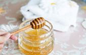 Hoe maak je een honing-Sugar gezicht Scrub