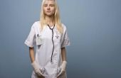 Een aanhoudingsbevel dat Is ontslagen zijn van invloed op mijn steeds een verpleegkundige?