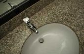 How to Get Rid van een riool Gas geur in de badkamer afvoeren