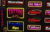 Wat Is een tatoeage winkelbediende salaris?