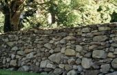 Wat Is de betekenis van "Muur herstellen" door Robert Frost?