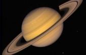 Wat is de afstand vanaf Saturnus naar de zon?