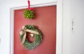 Hoe te te verfraaien de voordeur voor Kerstmis