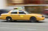 Nemen van een taxi in NYC met een peuter