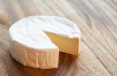 How to Take Off huid wanneer Brie kaas bakken