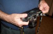 Hoe te laden en verwijderen van Film in een handmatige Camera
