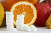 Hoeveel vitamine C heeft een persoon nodig dagelijks?