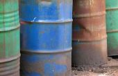 Hoe schoon uit een oude olie-vat voor de opslag van dieselbrandstof