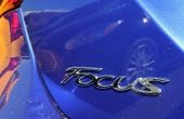 Hoe te verwijderen van een Ford Focus Koplamp Relais